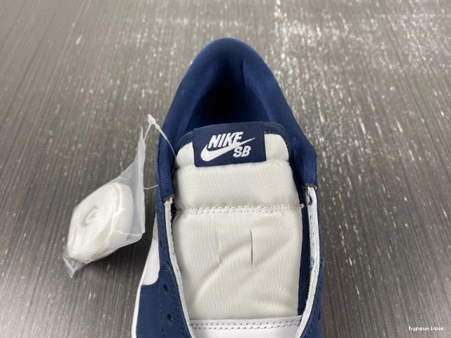 HYPE Midnight 1 Jordan Low SB Navy CJ7891-400 0805